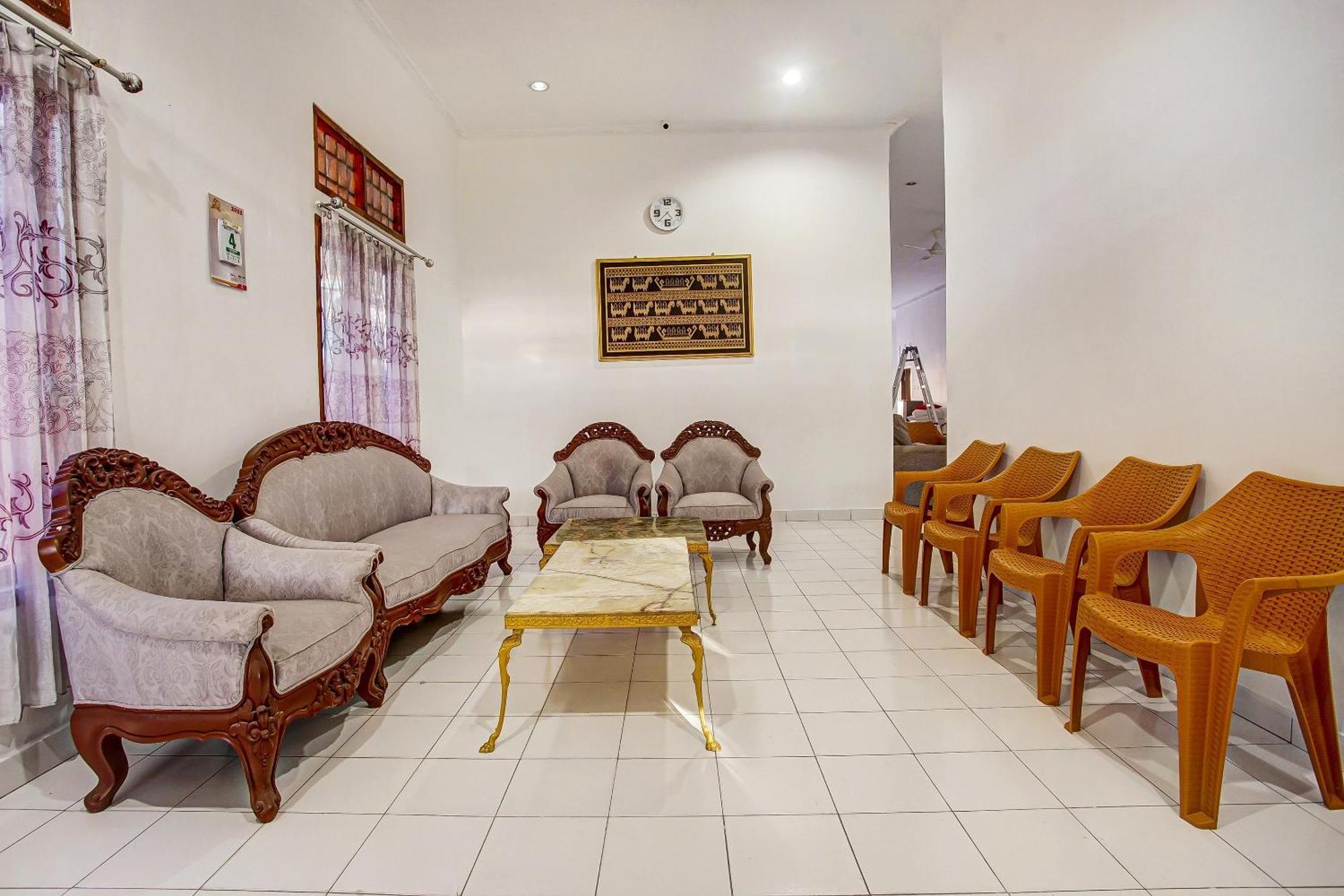 Super Oyo 91055 Homestay Syariah Bandar Lampung Exterior foto